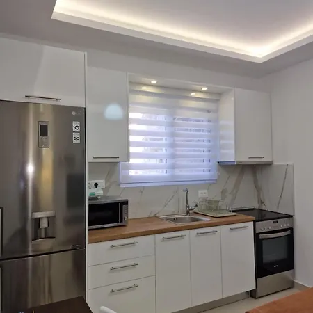 アパート Thomas & Lukas *